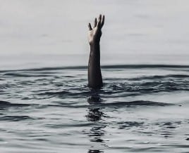 arti mimpi tenggelam di laut