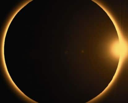 gerhana bulan cincin