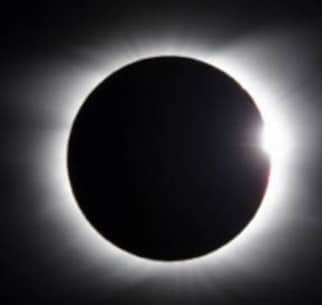 gerhana bulan cincin